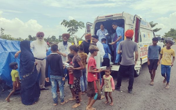 ONE-BEAT BRINGS RELIEF FOOD DISTRIBUTION AND MEDICAL CHECKUP CAMP ON SHARDA RIVER BANKS